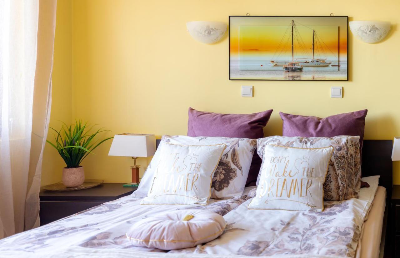 Guest House Slavyanka Szozopol Kültér fotó